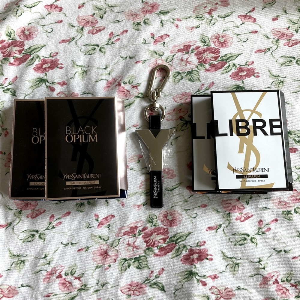 Bundle of FIVE Yves Saint Laurent / YSL items